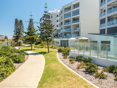 6/52 Rollinson Road, North Coogee WA 6163