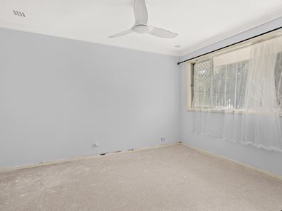 16E Stallard Place, Withers WA 6230