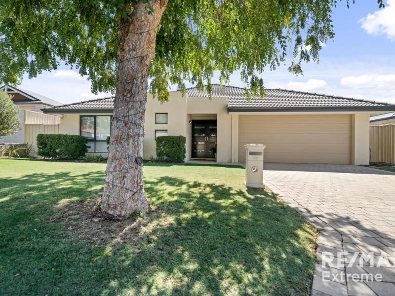 59 Archimedes Crescent, Tapping