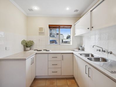 6/51 Hastings, Scarborough WA 6019