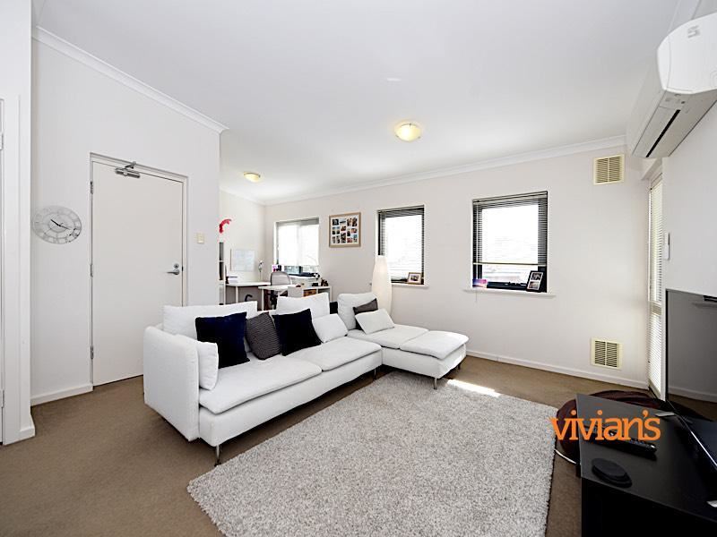 16/392 Stirling Highway, Claremont