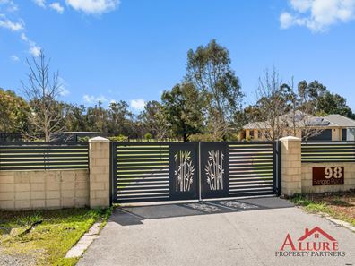 98 Bangap Pl, Oakford WA 6121