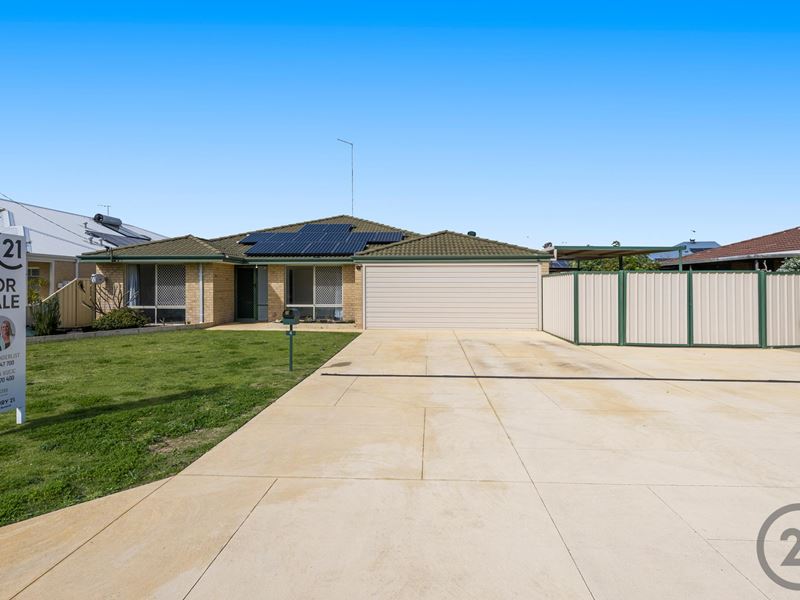 4 Maroonah Road, Golden Bay