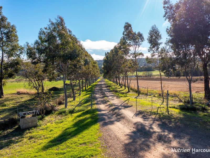 139 Ashton Road, Bullsbrook WA 6084