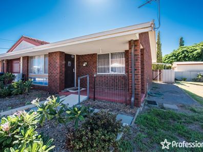 2/234 Place Road, Wonthella WA 6530