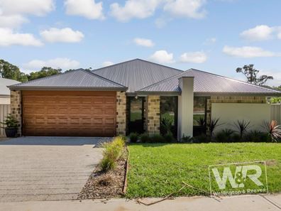 34 Grove Street, Little Grove WA 6330