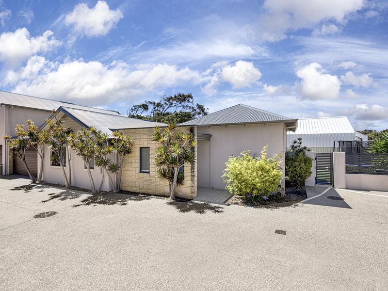 7/305 Chapman Road, Bluff Point WA 6530