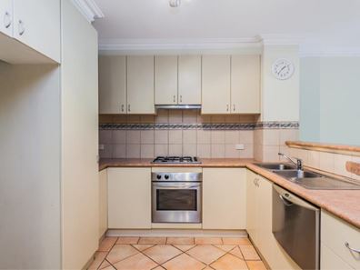 2/125 Wellington St, East Perth WA 6004