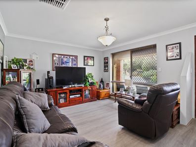 5 Lightfoot Place, Cooloongup WA 6168