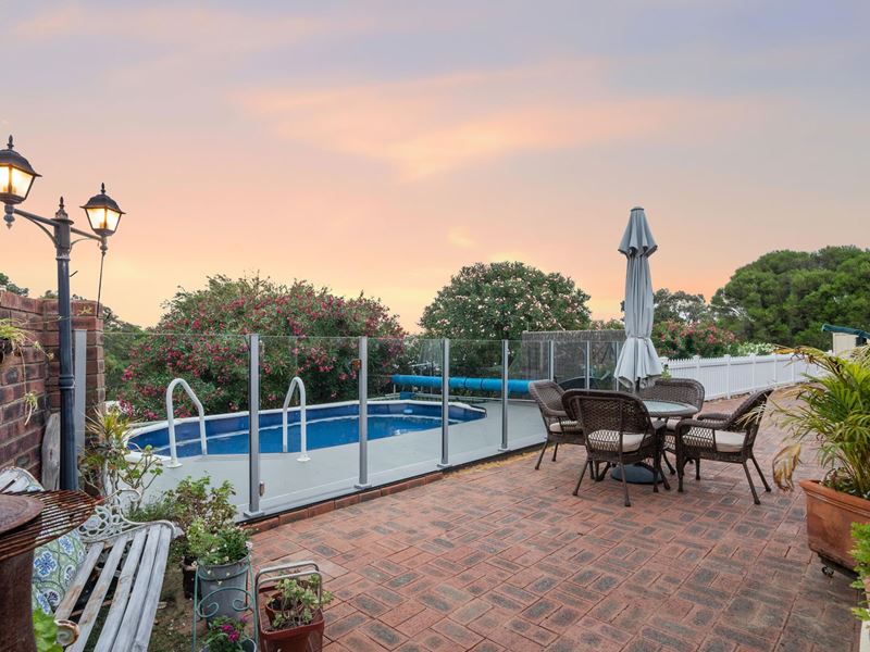 27 Henrietta Avenue, Mount Nasura