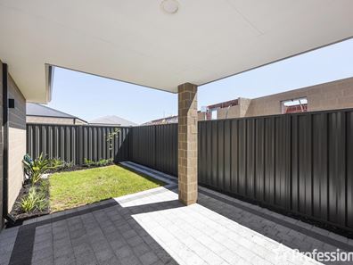 41 Laura Grange, Brabham WA 6055