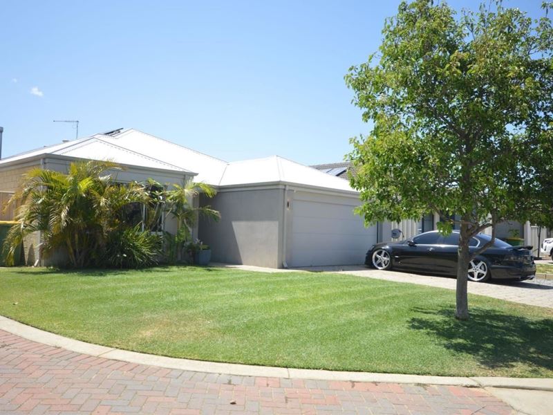 30 Snowflake Approach, Baldivis