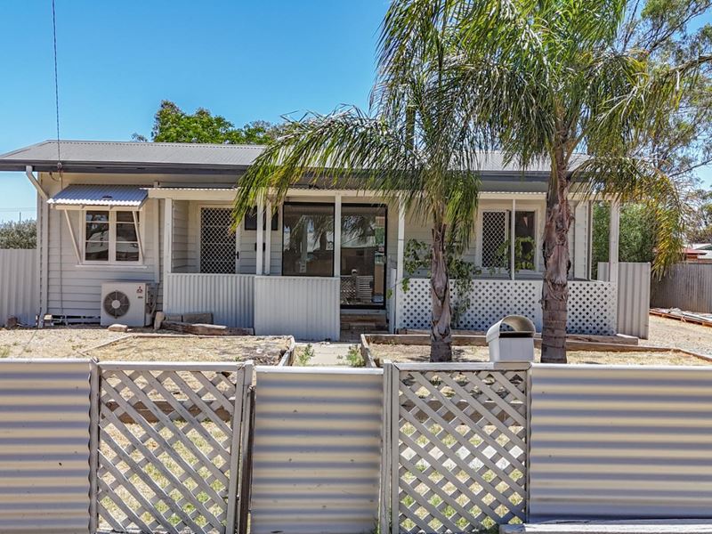 4 Forward Street, Northam