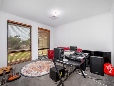 7 Dennis Retreat, Baldivis WA 6171