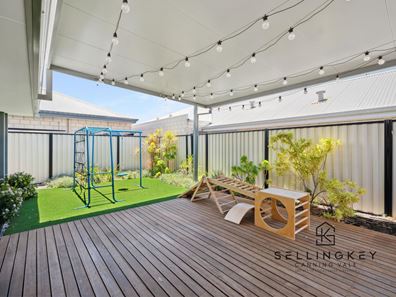23 FAIRLIE ROAD, Canning Vale WA 6155