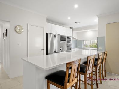 26 Peridot Pass, Wellard WA 6170