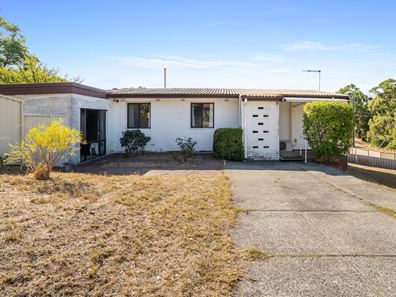 33 Beacham Crescent, Medina WA 6167