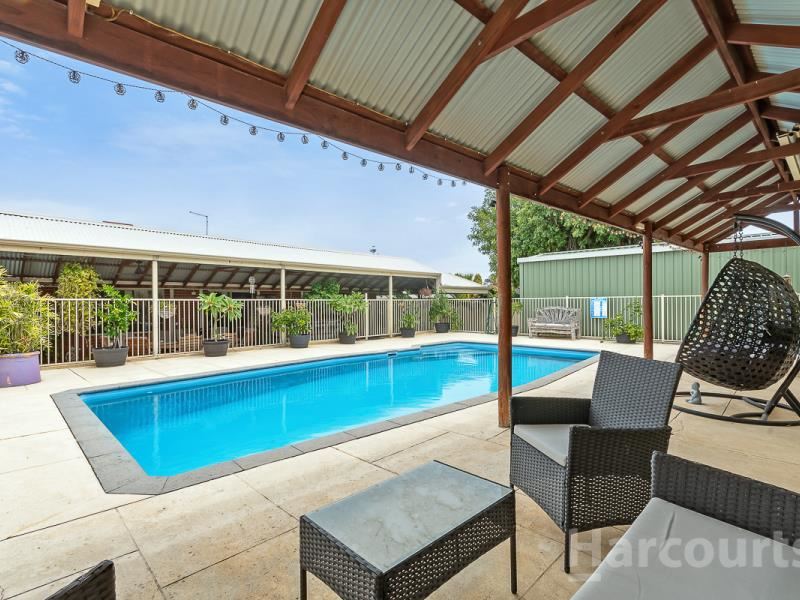 3 Kidston Court, Clarkson WA 6030