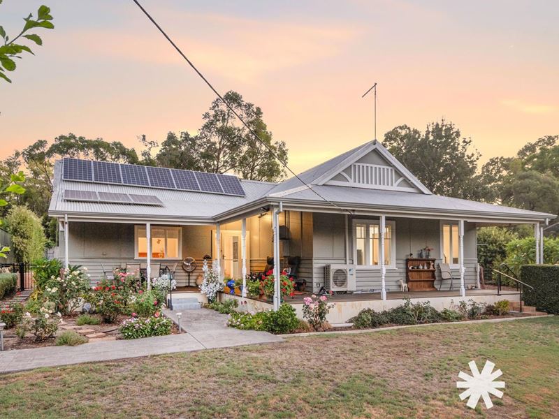 22 Smith Street, Glen Forrest WA 6071