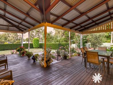 22 Smith Street, Glen Forrest WA 6071
