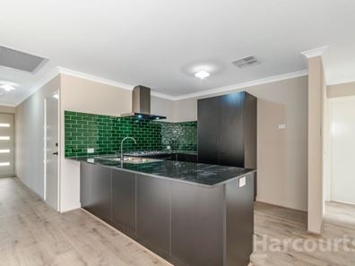 8 Campo Lane, Sinagra WA 6065