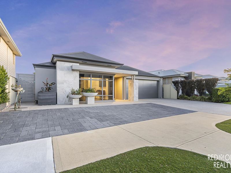 16 McIntyre Avenue, Burns Beach WA 6028