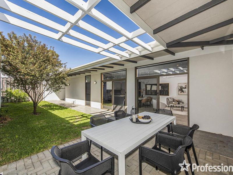 14A White Road, Kalamunda