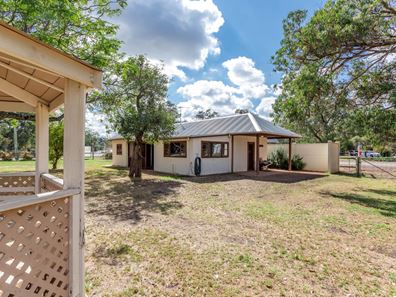 2464 South Western Highway, Serpentine WA 6125