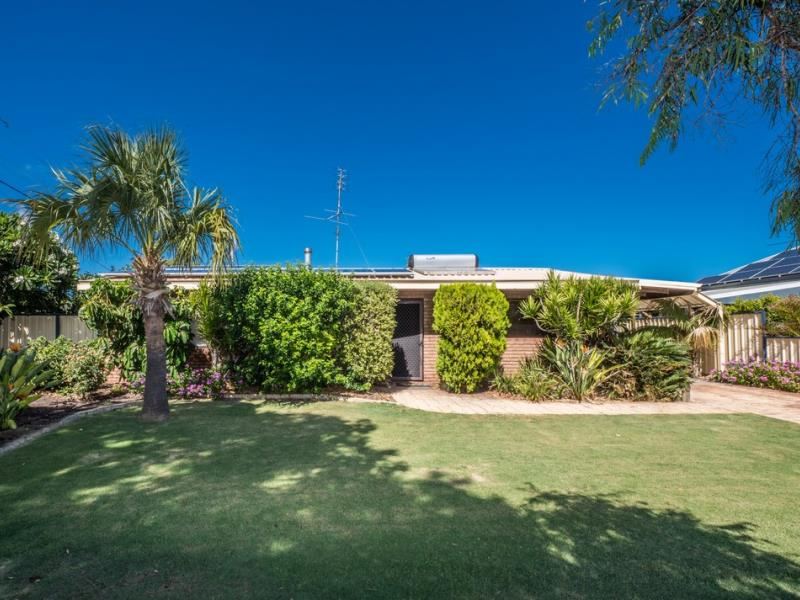15 Church Street, Dongara WA 6525