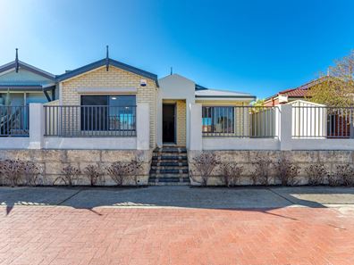 4/1 Jardine Street, Success WA 6164