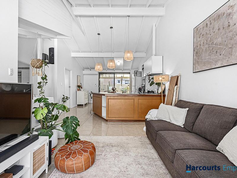 10/36 Sackville Terrace, Scarborough WA 6019