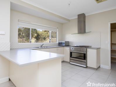 90 Panmure Road, York WA 6302