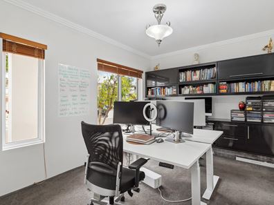 12 TENERIFE BOULEVARD, Hillarys WA 6025