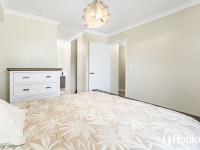 6 Rickett Street, Haynes WA 6112