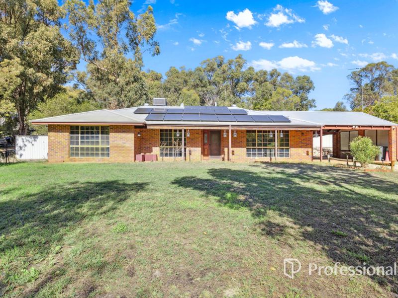 8 Marine Drive, Leschenault WA 6233