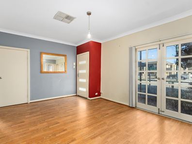12 Redcliffe Street, East Cannington WA 6107