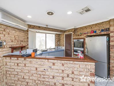 18 Mekong Place, Beechboro WA 6063