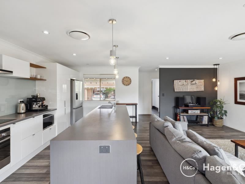 2/18 Joyce Street, Scarborough