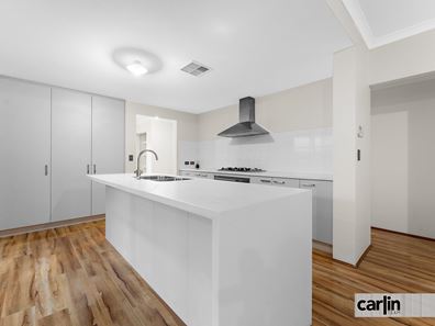 42 Sunstone Boulevard, Treeby WA 6164