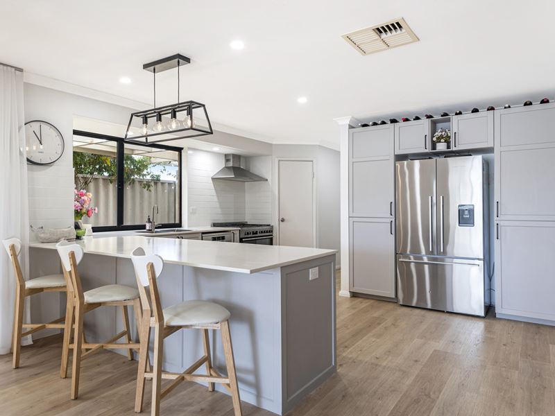 55 Berryessa Parkway, Secret Harbour WA 6173