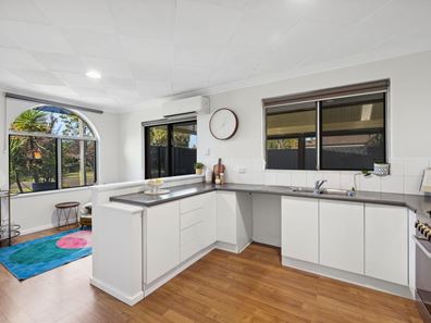 42 FARLEY WAY, Bayswater WA 6053