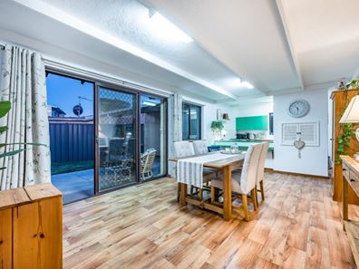 1B Nicholas Avenue, Quinns Rocks WA 6030
