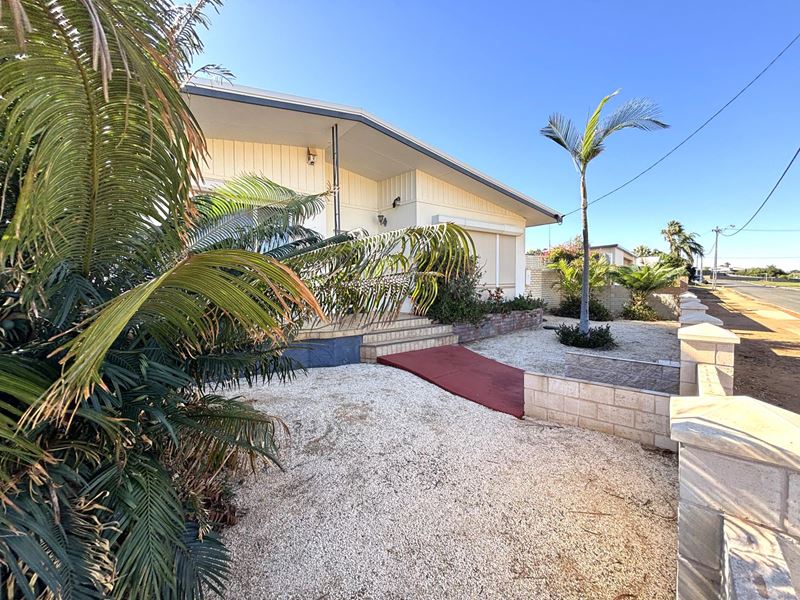 1 Hammond Street, South Carnarvon