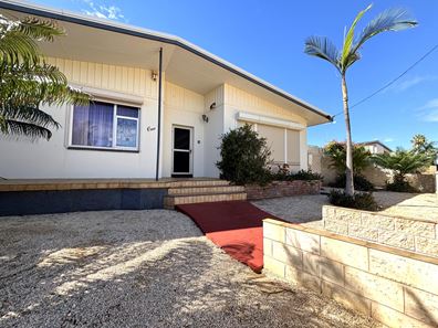 1 Hammond Street, South Carnarvon WA 6701