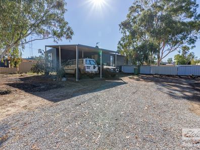 19 Burges Street, Meckering WA 6405
