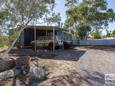 19 Burges Street, Meckering WA 6405