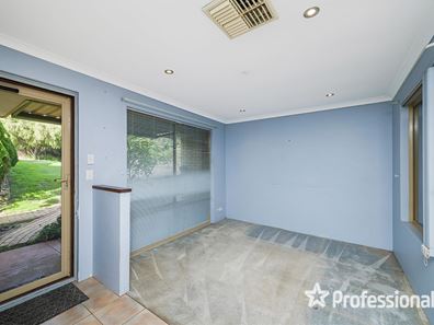 3 Sears Place, Kingsley WA 6026