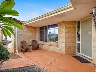 8 Waterway Cove, Seville Grove WA 6112