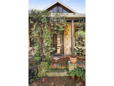 12 Mulberry Farm Lane, White Gum Valley WA 6162