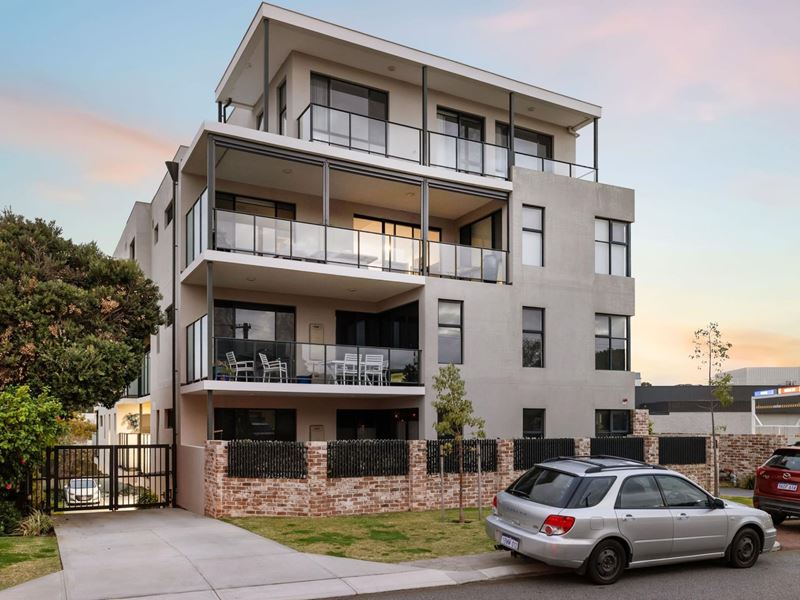 1/3 Dongara Street, Innaloo WA 6018